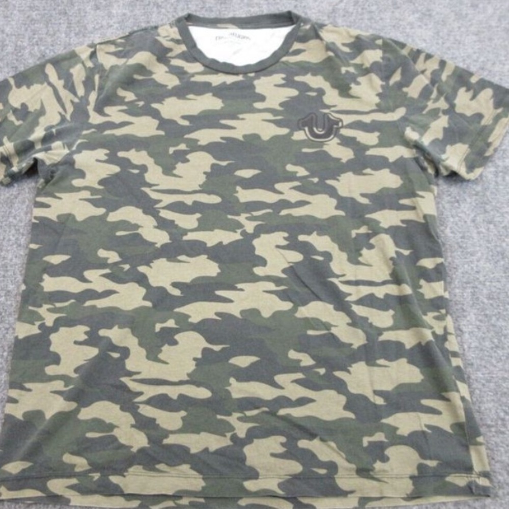 True‎ Religion Shirt Mens Adult Large Green Camo Preppy Casual Logo Crew Neck